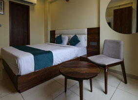 resort in kanha